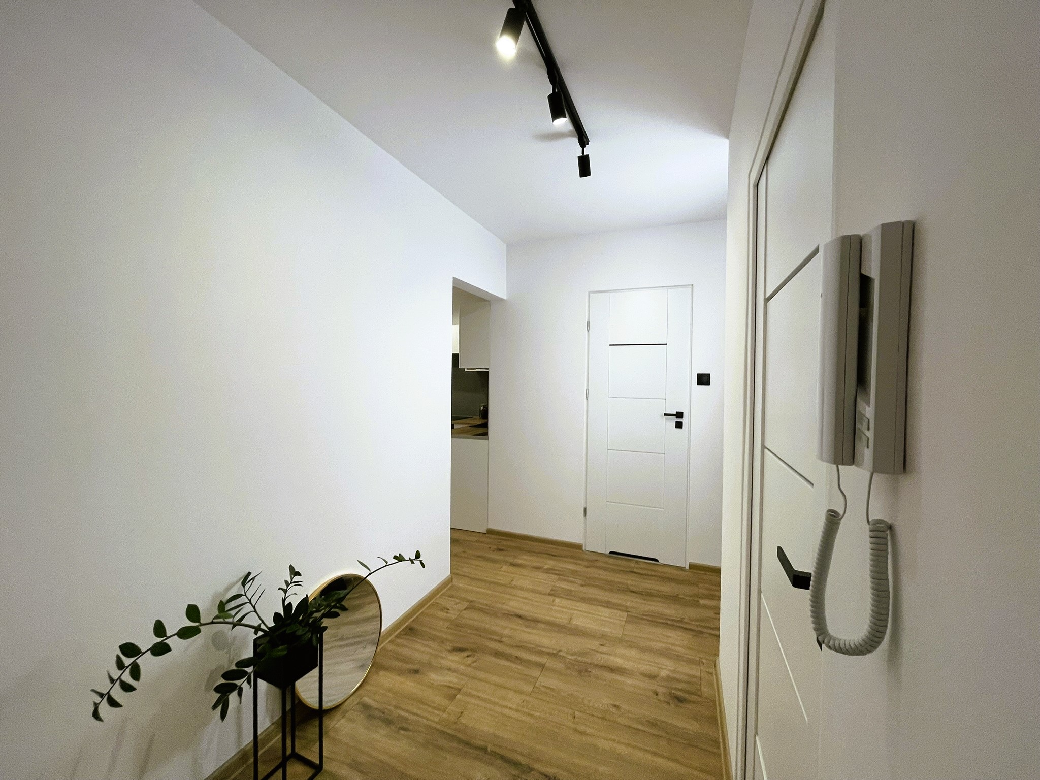 Korytarz po remoncie